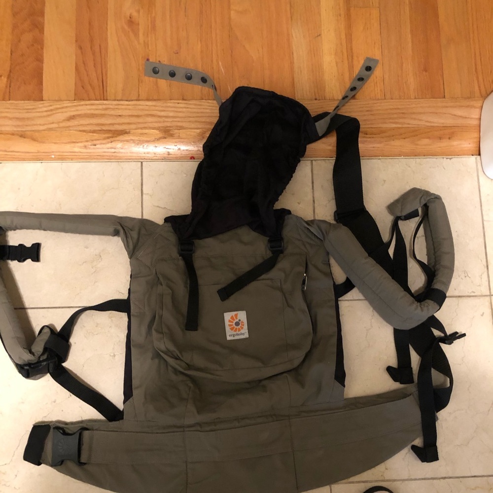 Ergo baby carrier
